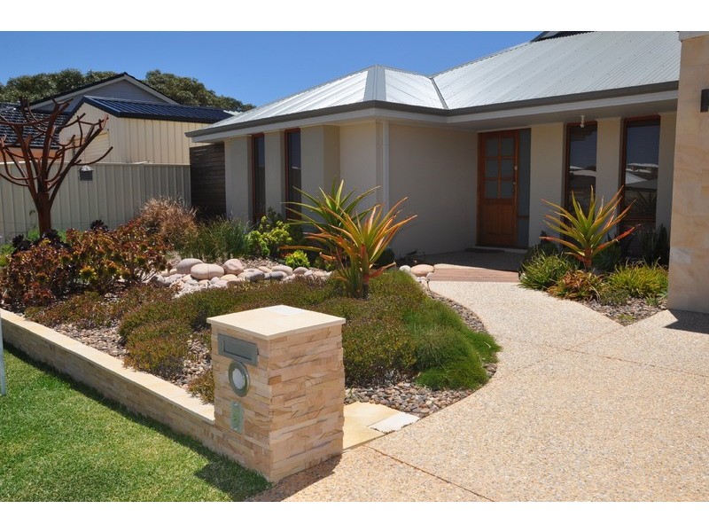 4 Katanning Avenue, Dawesville WA 6211