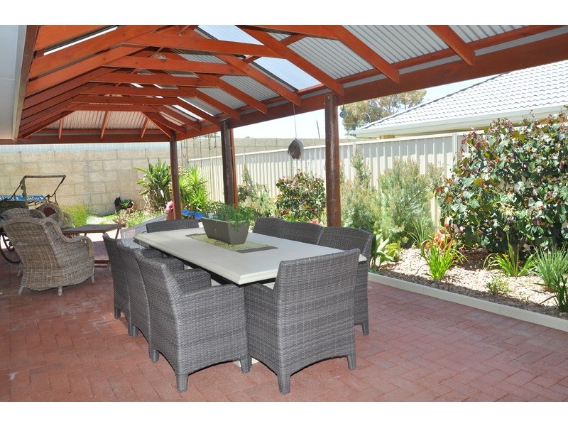 4 Katanning Avenue, Dawesville WA 6211