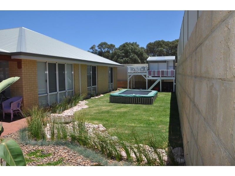 4 Katanning Avenue, Dawesville WA 6211