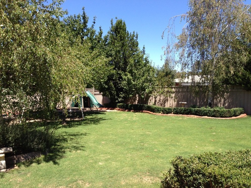 9 Gresham Court, Golden Square VIC 3555