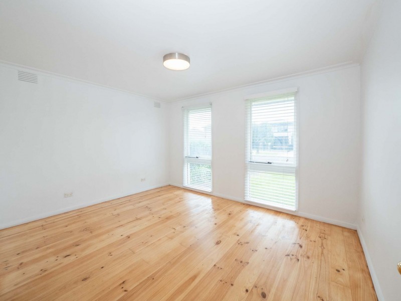 81 Plumpton Avenue, Glenroy VIC 3046