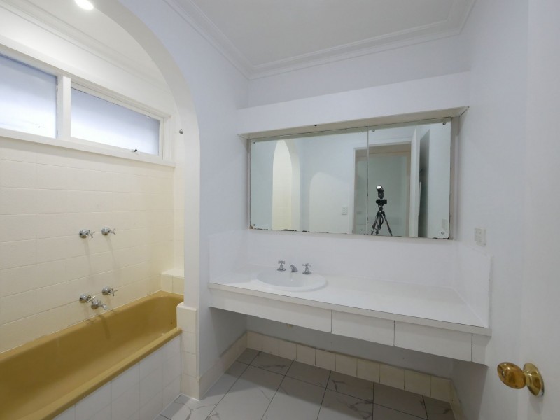 81 Plumpton Avenue, Glenroy VIC 3046