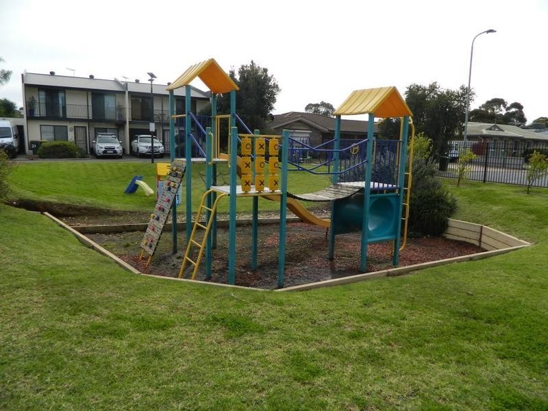 2/271 Martins Road, Parafield Gardens SA 5107