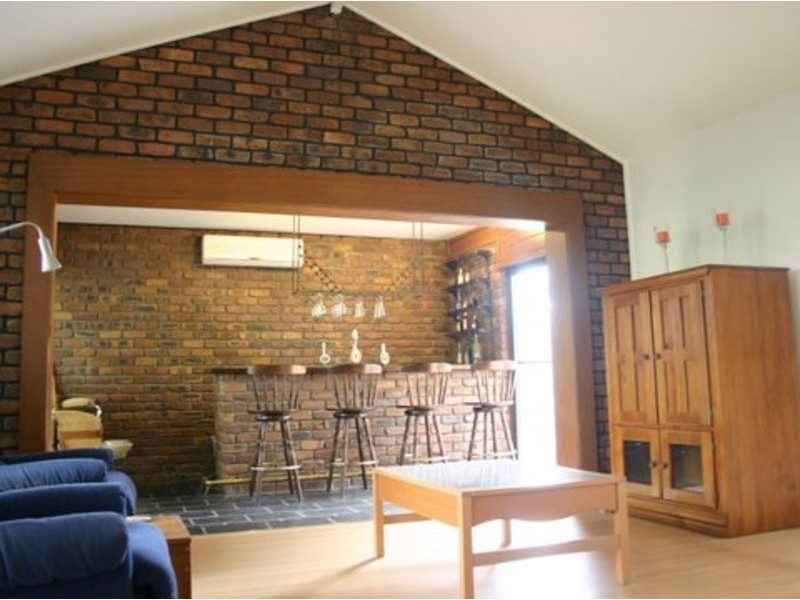 14 Peverell Street, Hillcrest QLD 4118