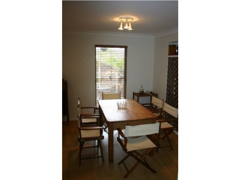 14 Peverell Street, Hillcrest QLD 4118