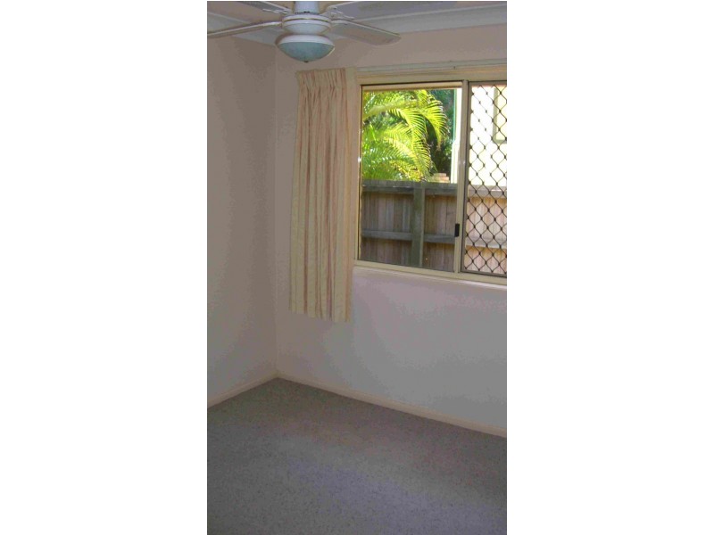 12 BREYNIA COURT, Elanora QLD 4221