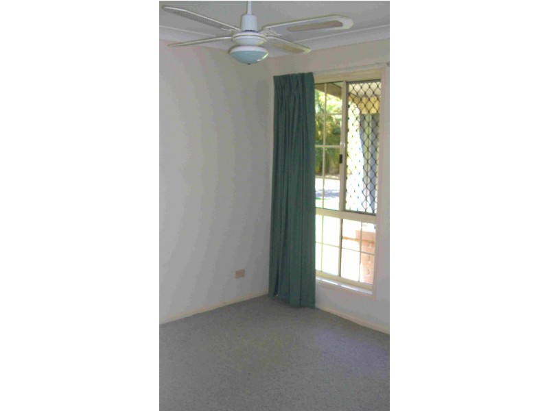 12 BREYNIA COURT, Elanora QLD 4221