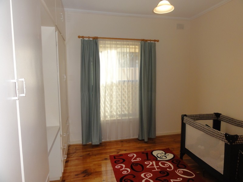 5 Boronia Street, Flinders Park SA 5025