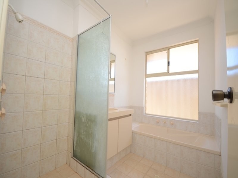 73B Chapman Rd, Bentley WA 6102