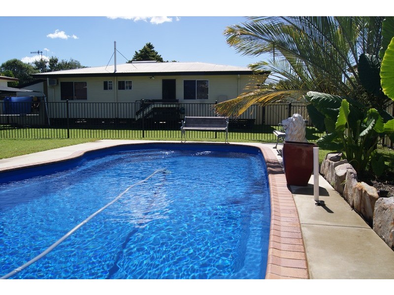 10 Spring Crescent, Dysart QLD 4745