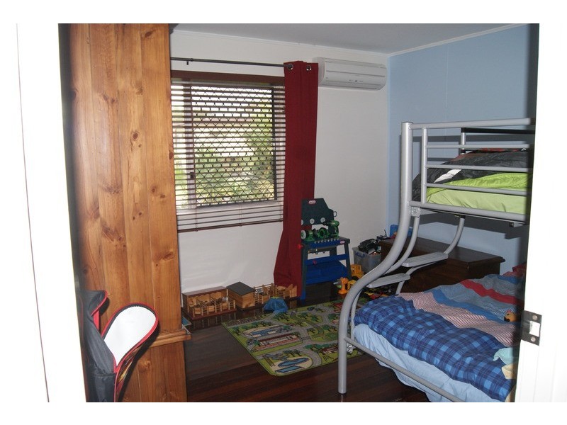 10 Spring Crescent, Dysart QLD 4745