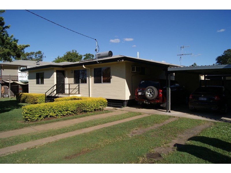 10 Spring Crescent, Dysart QLD 4745