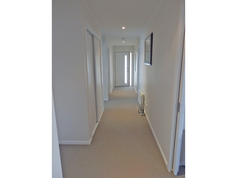 2 River Stone Close, Snug TAS 7054