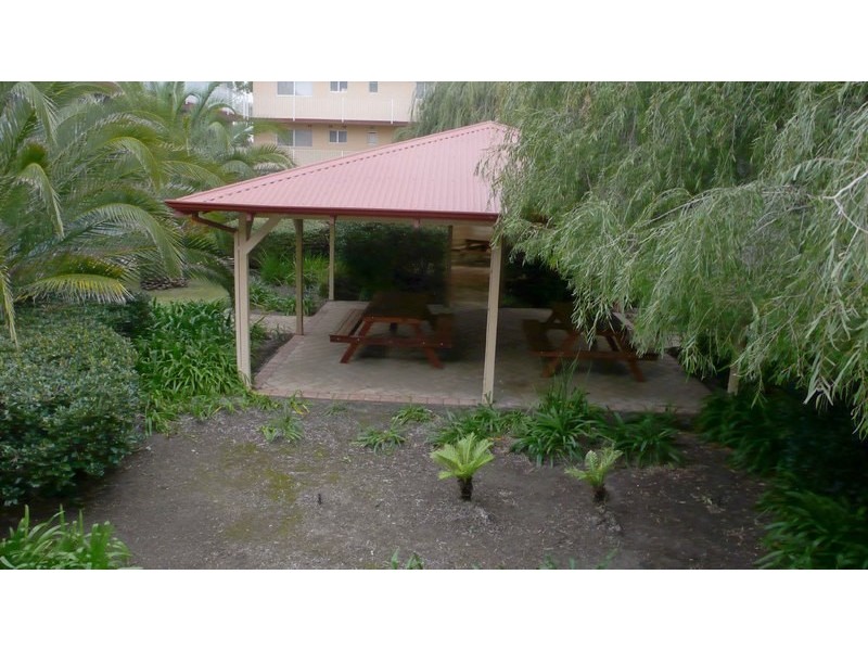 25/21 Disney road, Parmelia WA 6167