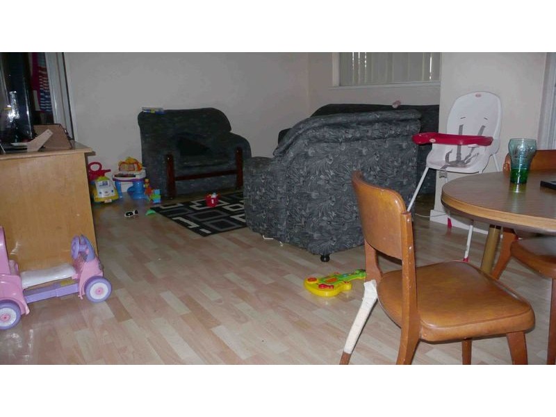 25/21 Disney road, Parmelia WA 6167