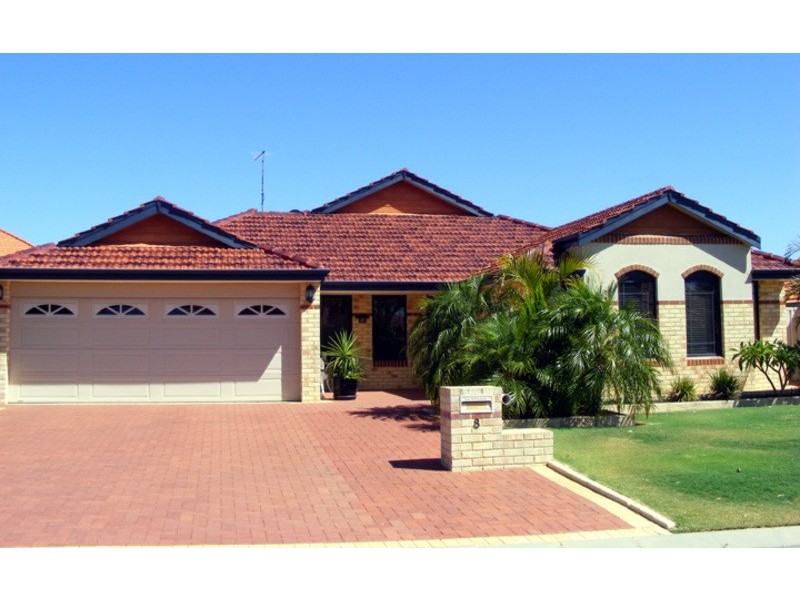 8 Rubens Bend, Ashby WA 6065