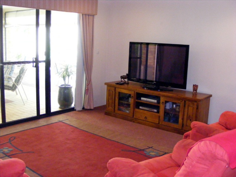 8 Rubens Bend, Ashby WA 6065