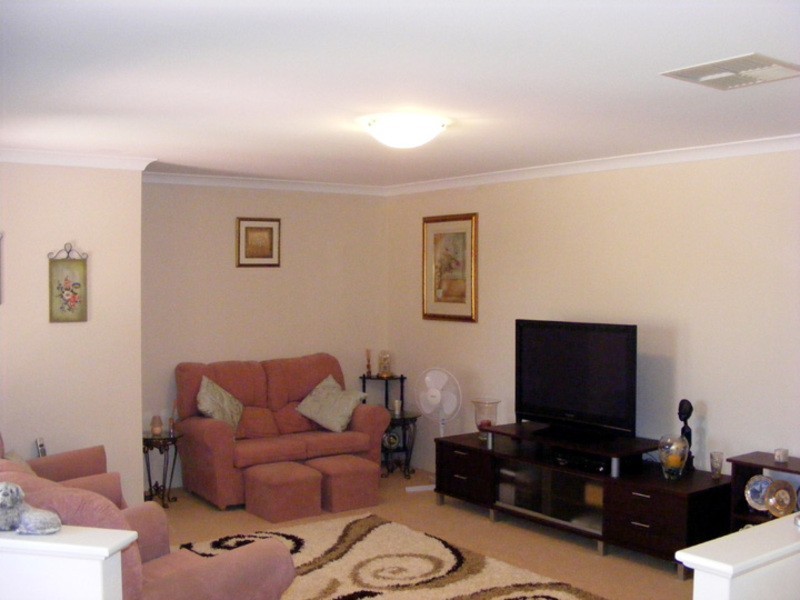 8 Rubens Bend, Ashby WA 6065