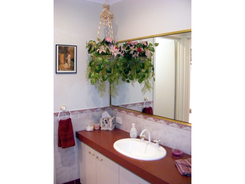 8 Rubens Bend, Ashby WA 6065