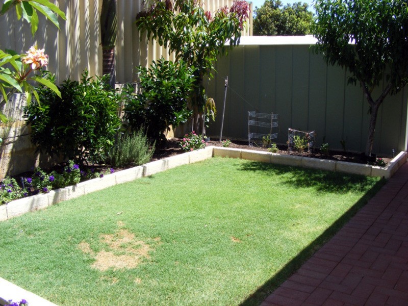 8 Rubens Bend, Ashby WA 6065