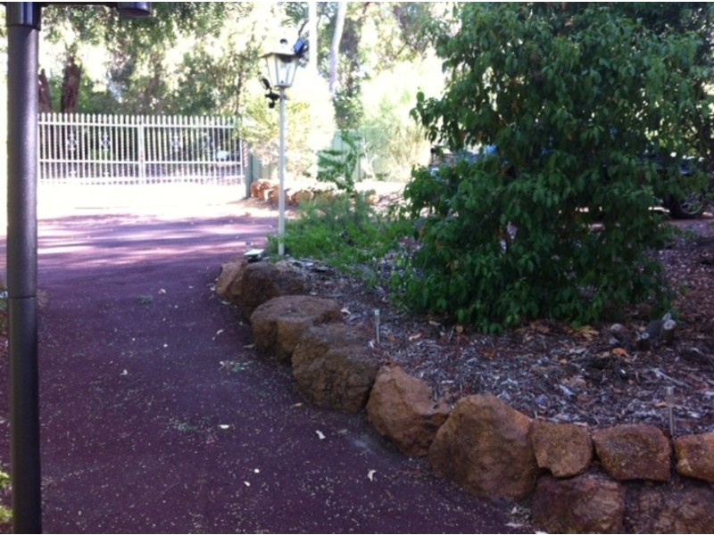 23 Smith Street, Glen Forrest WA 6071