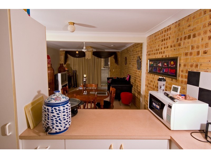 8/129-131 Castile Crescent, Edens Landing QLD 4207