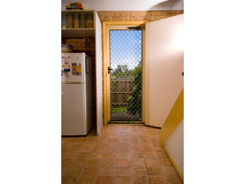 8/129-131 Castile Crescent, Edens Landing QLD 4207