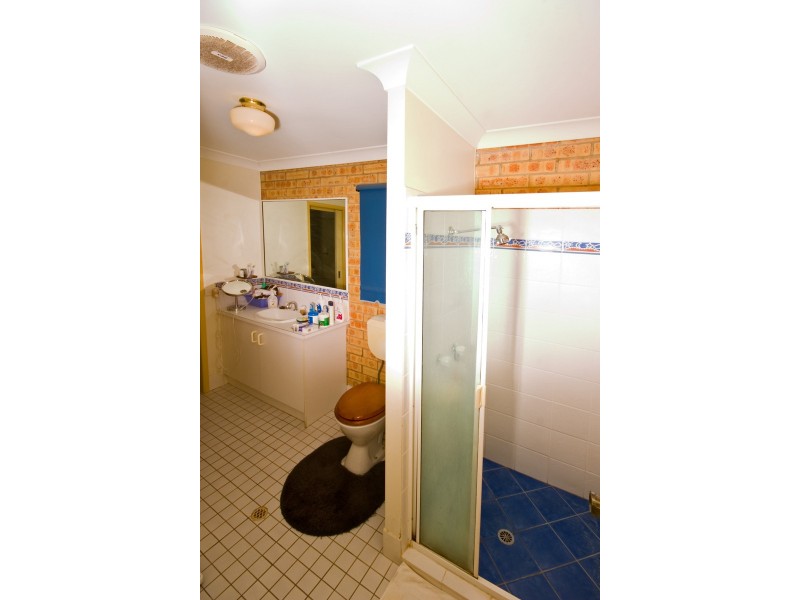 8/129-131 Castile Crescent, Edens Landing QLD 4207