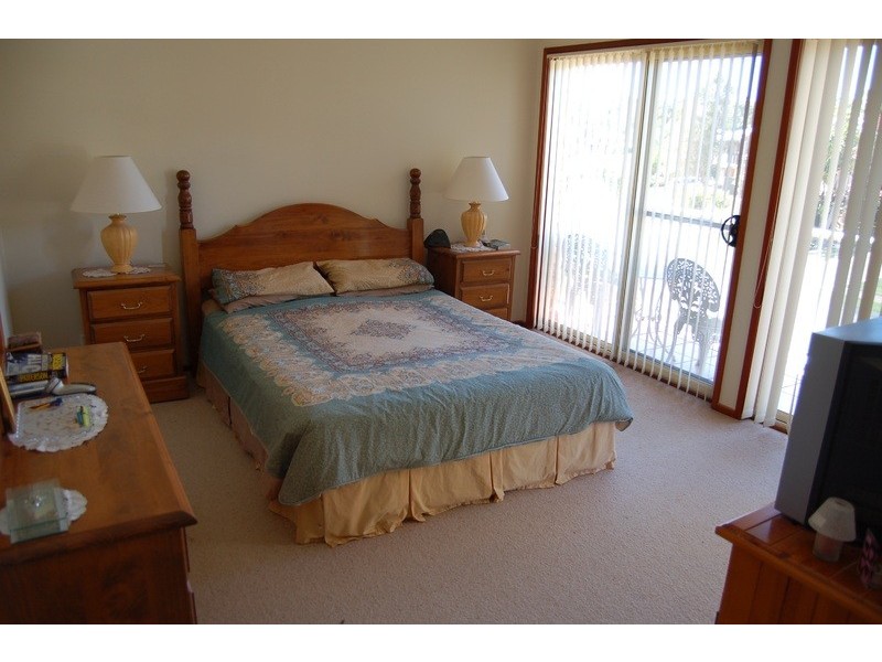 5 Marina Road, Bonnells Bay NSW 2264