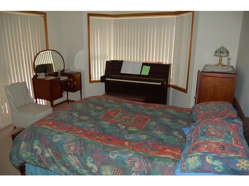 5 Marina Road, Bonnells Bay NSW 2264