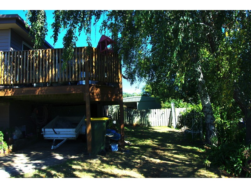 24 ELIZABETH STREET, Penguin TAS 7316