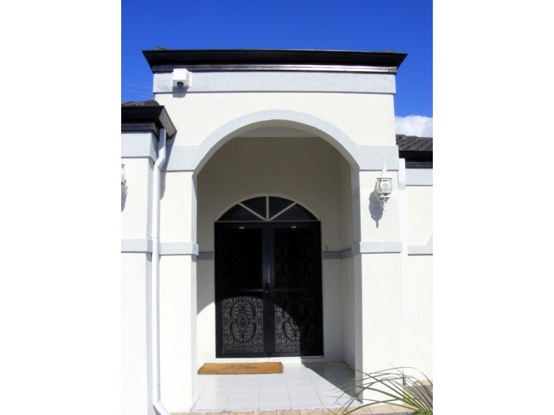 3 Syme Road, Alexander Heights WA 6064