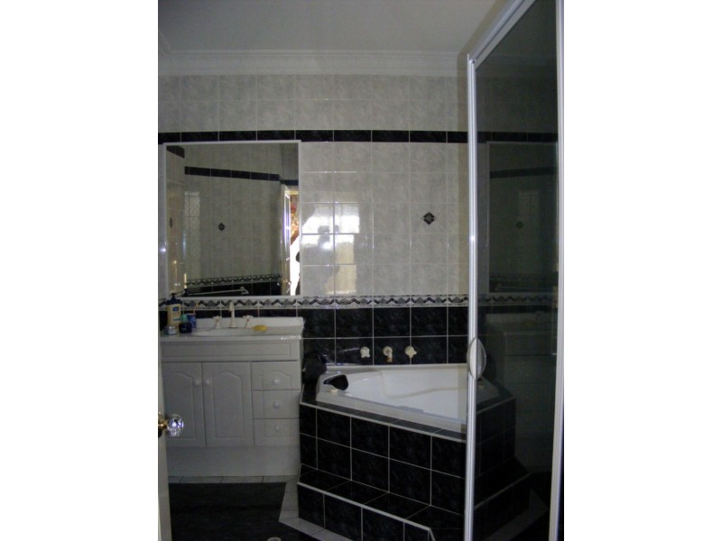 3 Syme Road, Alexander Heights WA 6064