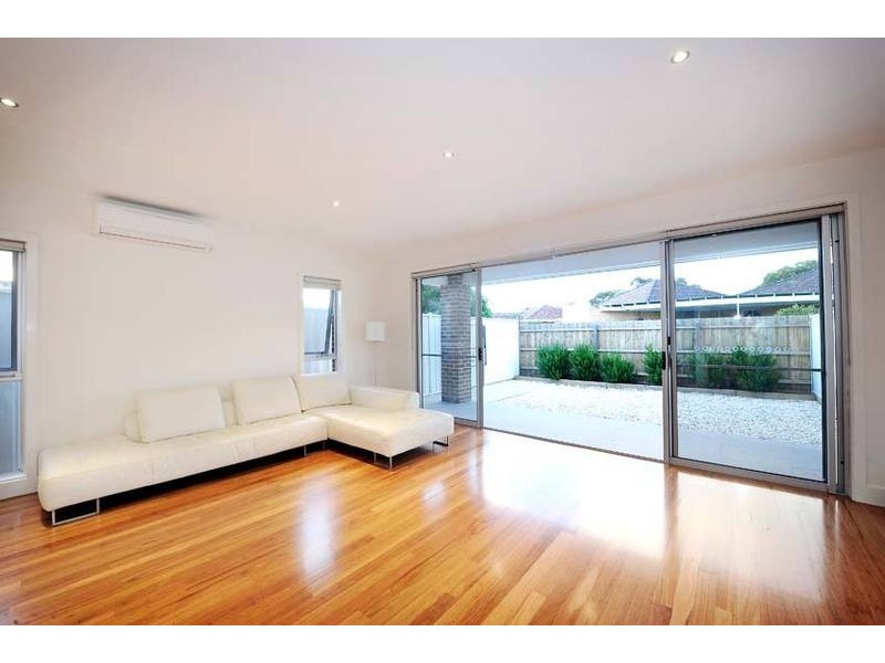 8 May Street, Altona North VIC 3025