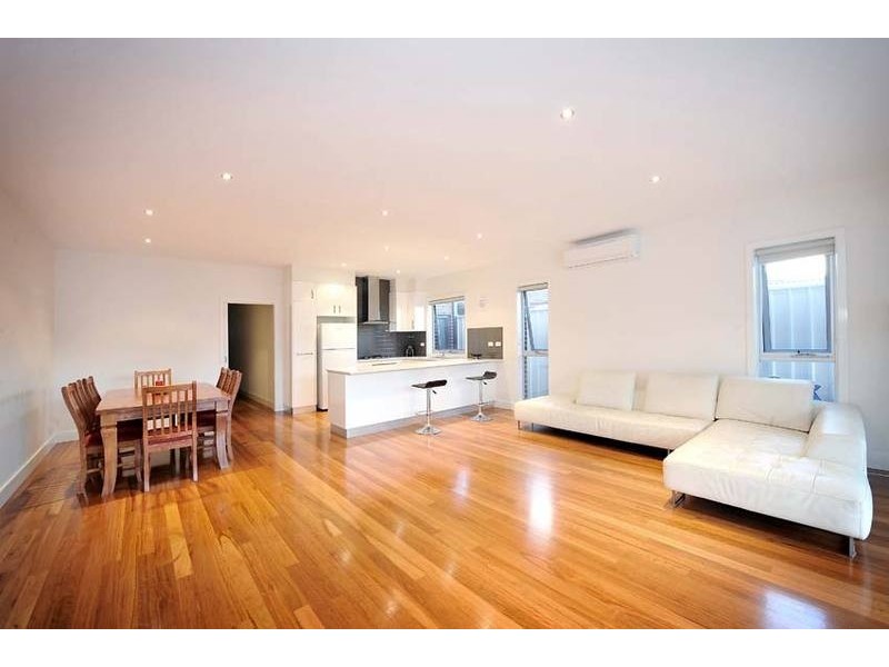 8 May Street, Altona North VIC 3025