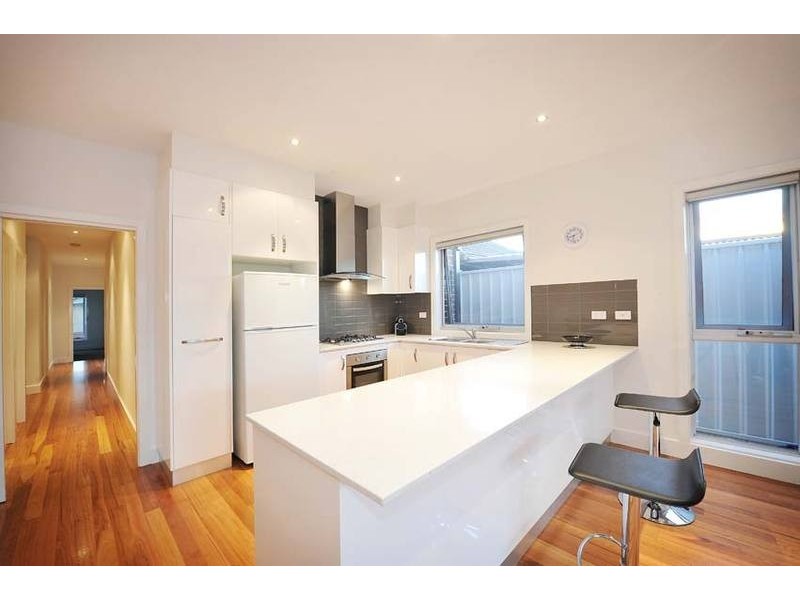 8 May Street, Altona North VIC 3025