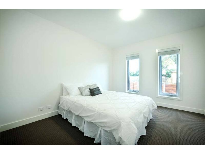 8 May Street, Altona North VIC 3025