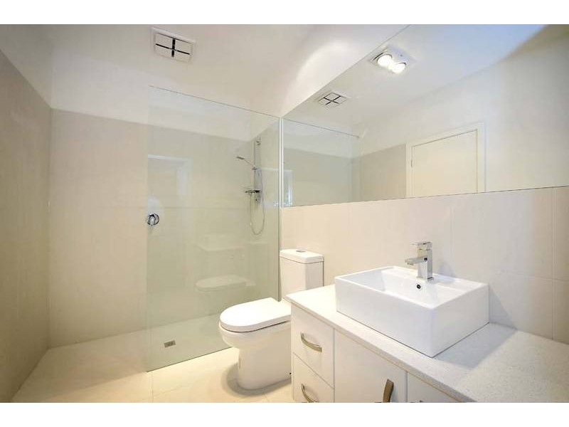 8 May Street, Altona North VIC 3025