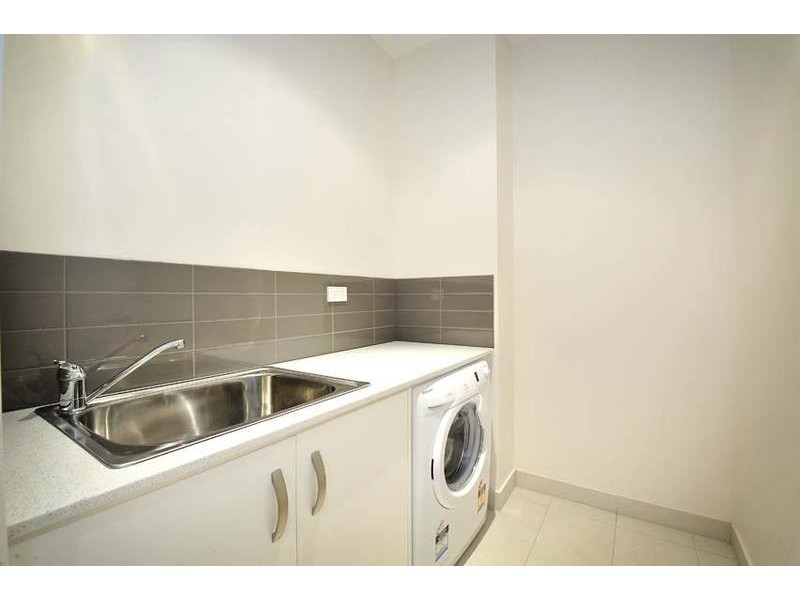 8 May Street, Altona North VIC 3025