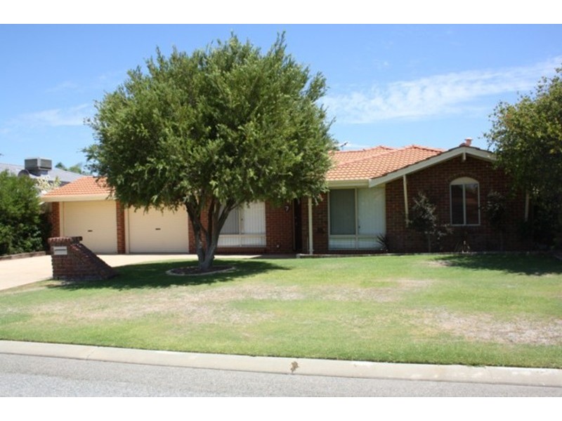 7 Karangi Place, Rockingham WA 6168