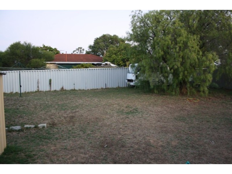 52 Ridley Way South, Medina WA 6167