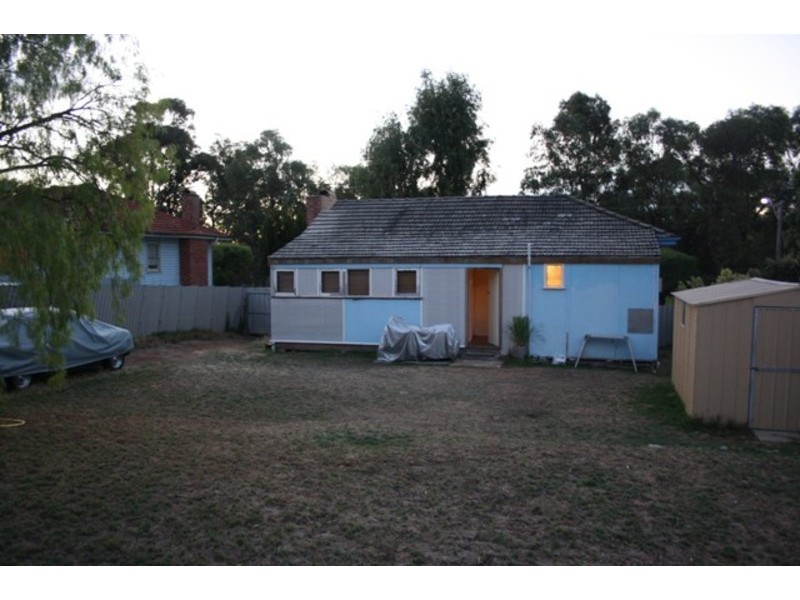 52 Ridley Way South, Medina WA 6167