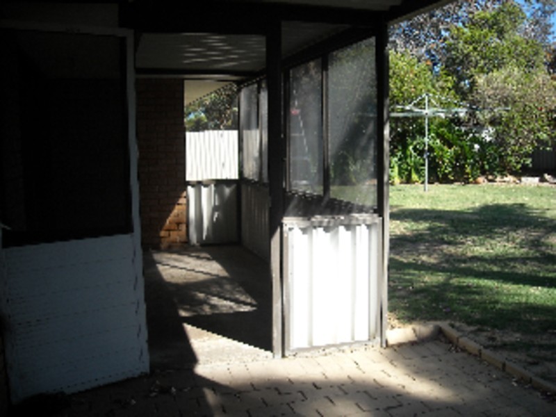 10 Heron Way, Yangebup WA 6164