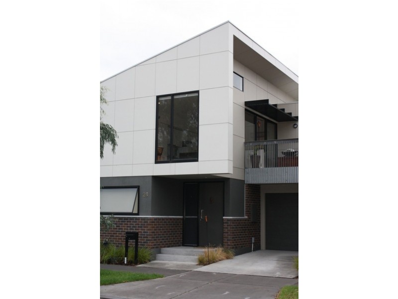 25 Hillsdale Avenue, Maribyrnong VIC 3032