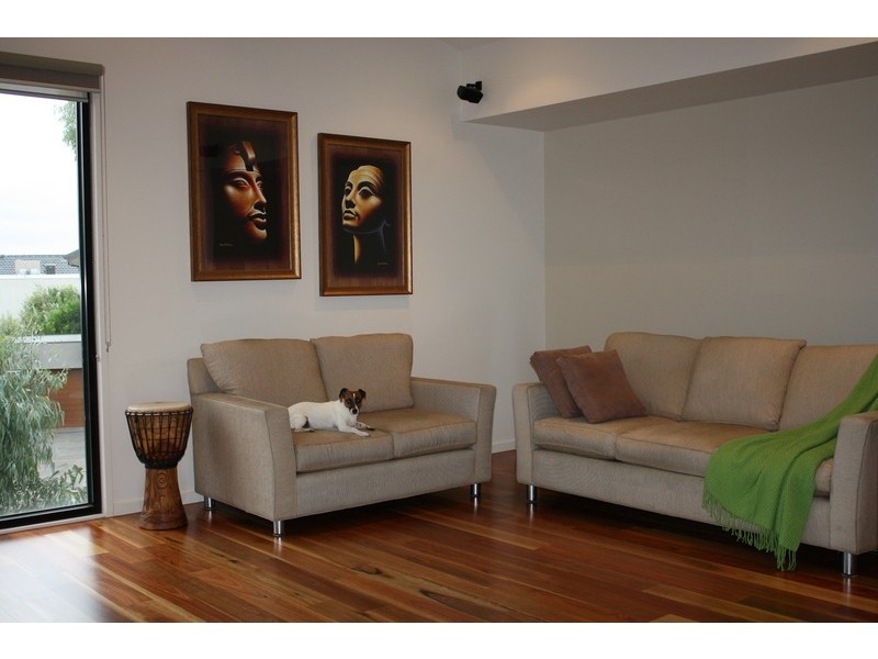 25 Hillsdale Avenue, Maribyrnong VIC 3032