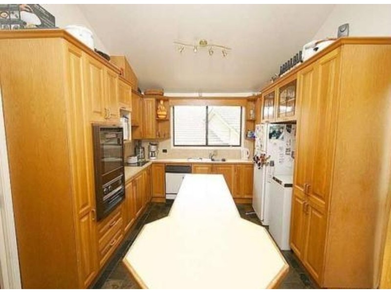 40 Deloraine Drive, Leonay NSW 2750