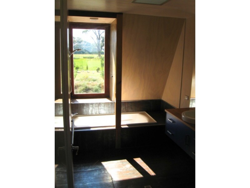 20 McMahons Road, Glenlyon VIC 3461