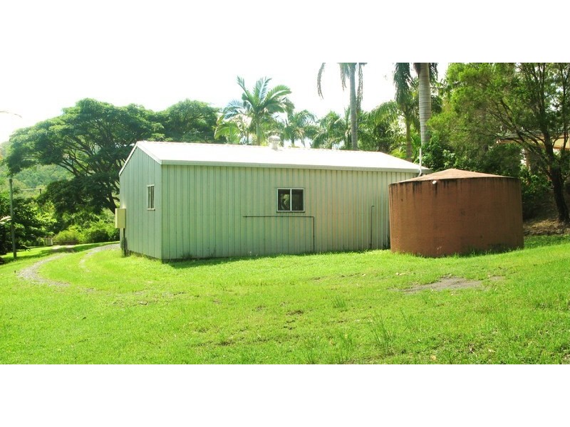 6 Heathwood Court, Hampden QLD 4741