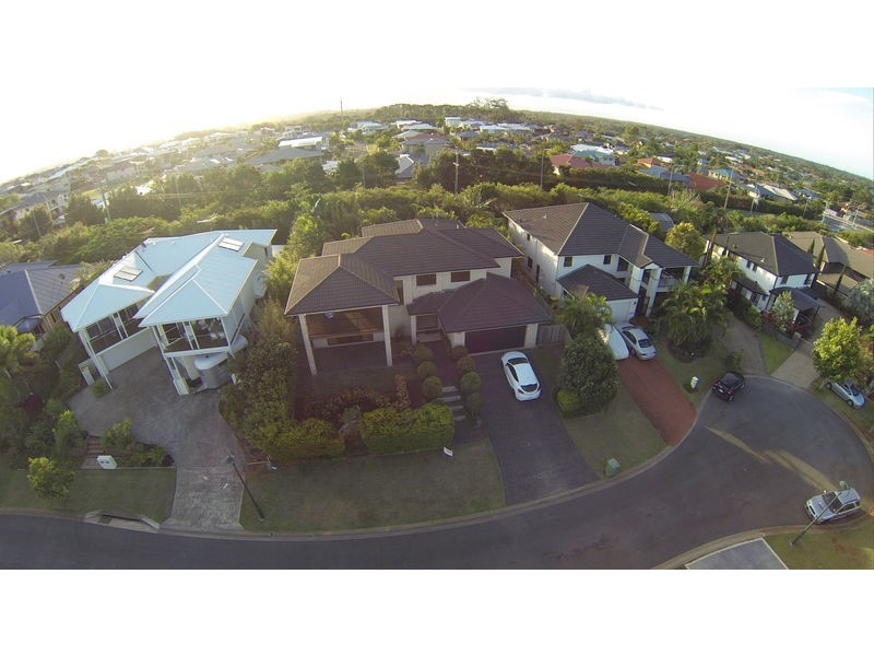 16 Irwin Place, Redland Bay QLD 4165