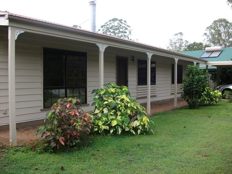 7 Tamarin Dr, Mapleton QLD 4560